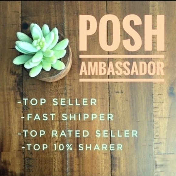 Meet your Posher, Nicki - Picture 1 of 16